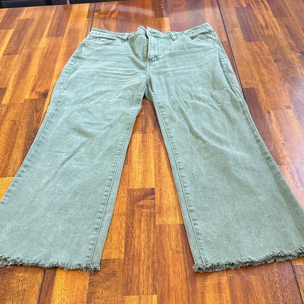 Zenana Outfitters Sage Flare Jeans